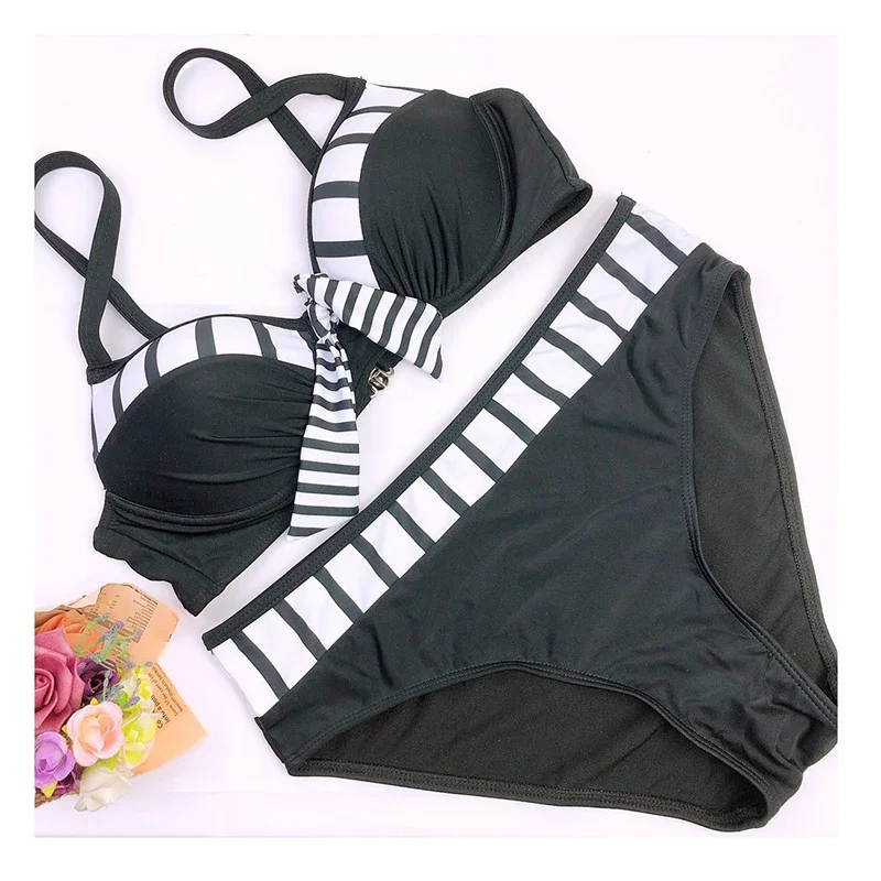 Sexy Bikini 2025 Women Swimsuit Female Swimwear Thong Bikinis Set Brazilian Halter Beach Wear Soild Color Bathing Suit