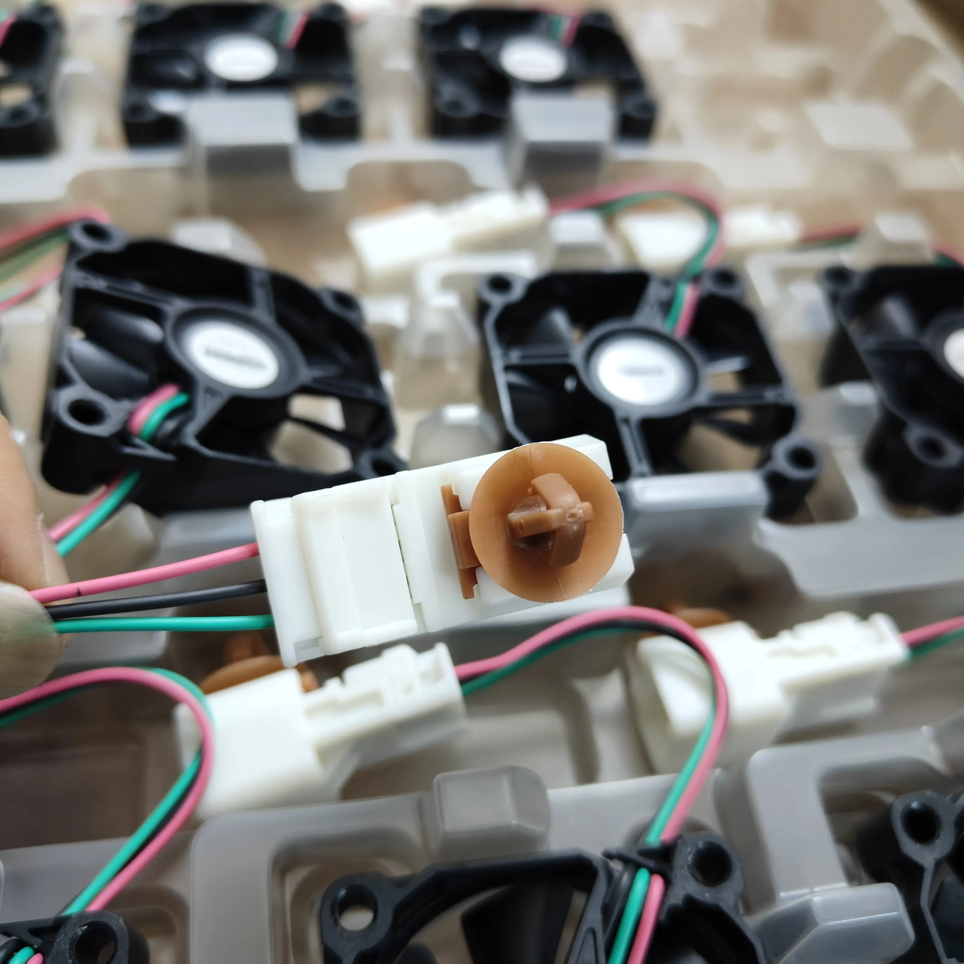 Suitable for Mazda CX4 CX30 Rongfang Toyota and other headlight cooling fans 5V