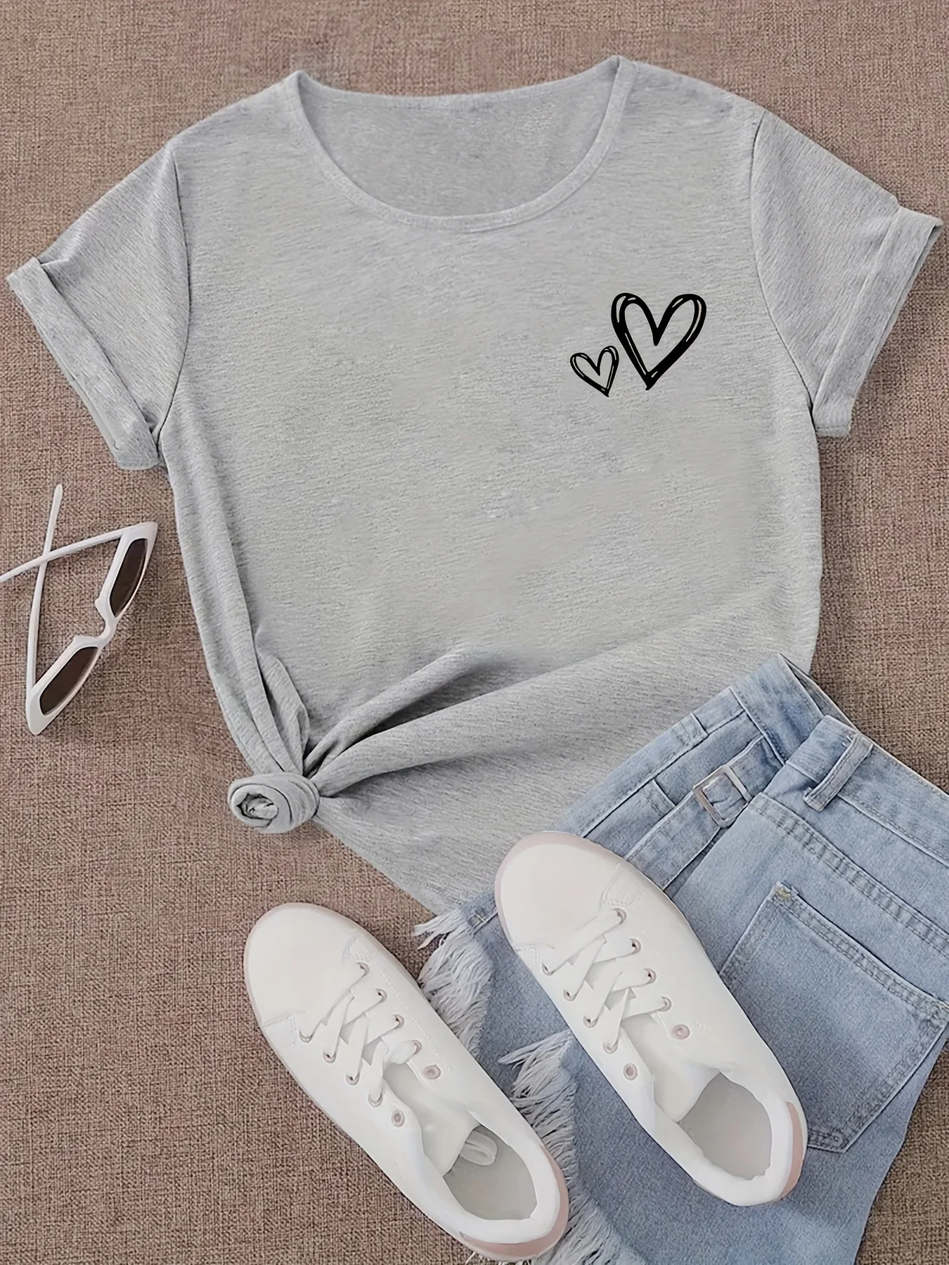 

Fabric with White Hearts Fit Round Neck Summer Sports & Casual Attire Women's Casual Short Sleeve T-Shirt Breathable Graphic Y2K