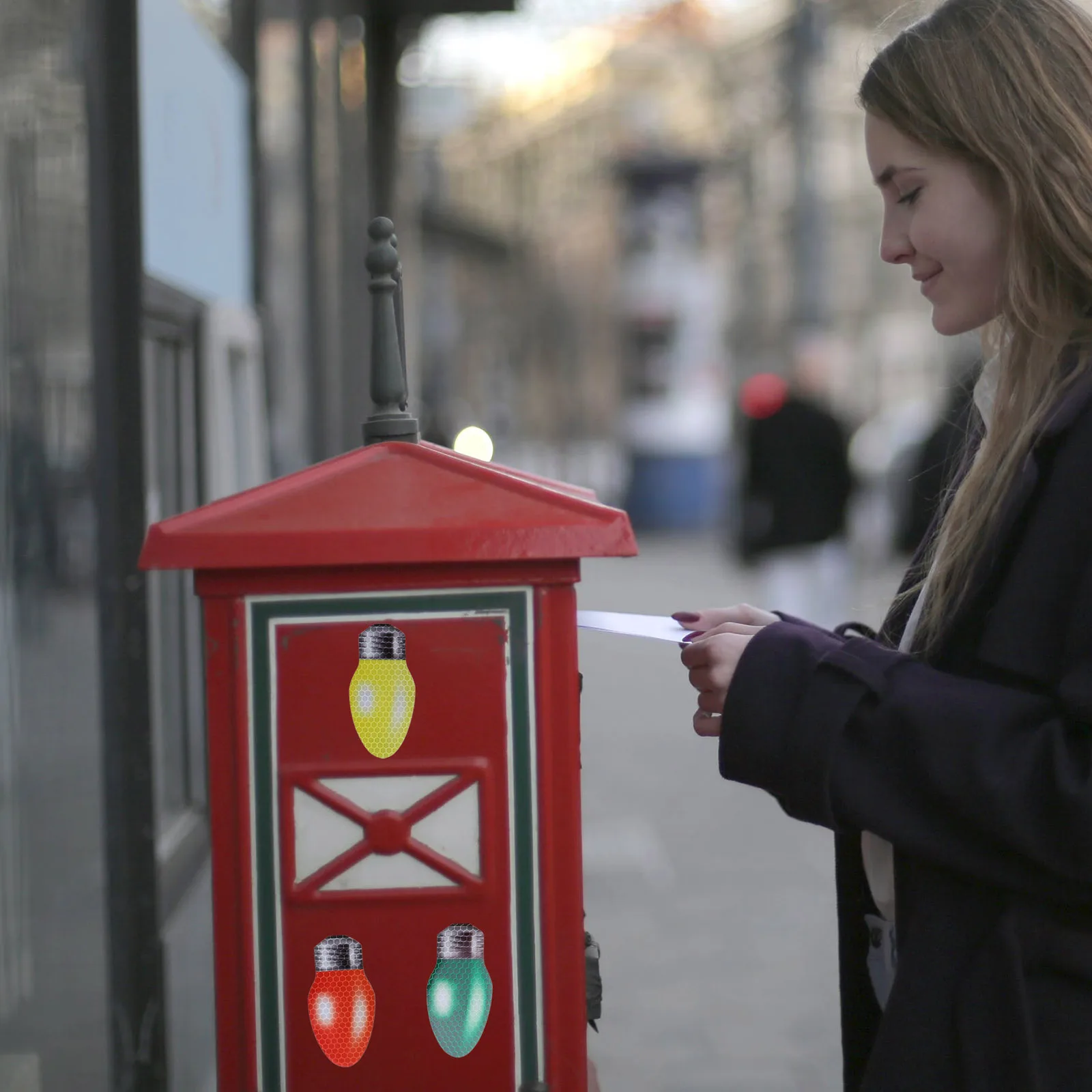 

30pcs Magnetic Light Bulb Magnets Car Fridge Decoration Stickers Waterproof Outdoor Use Refrigerator Ornament Magnetic Car