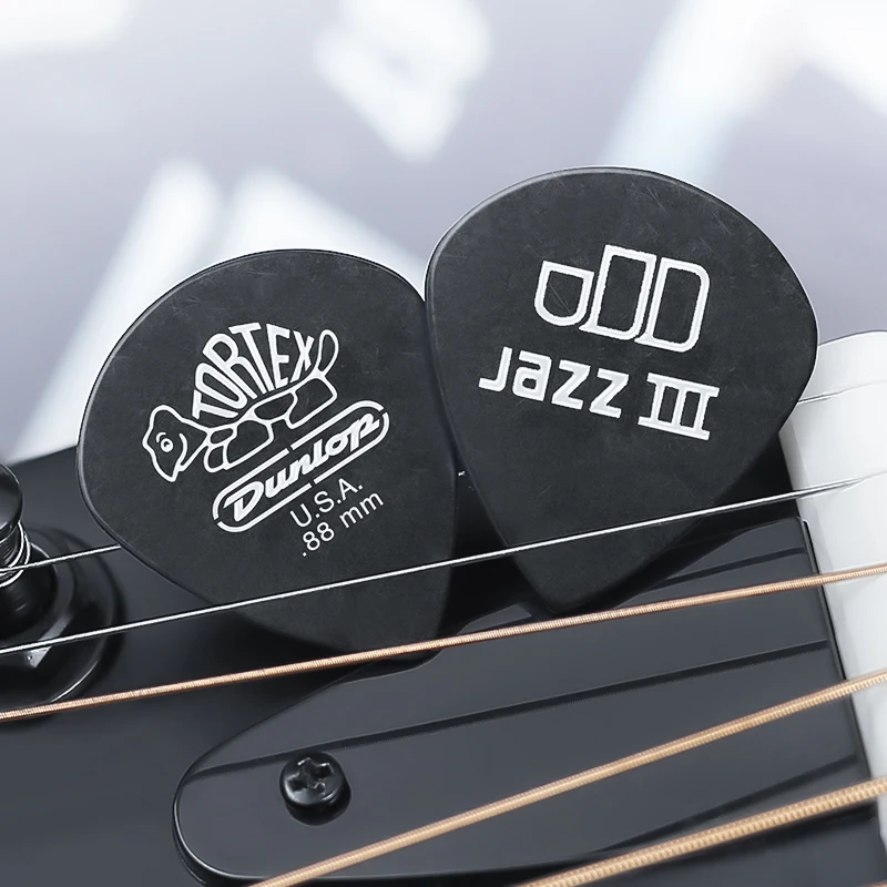 Dunlop Guitar Picks Tortex Pitch Black Jazz III Pick Plectrum Mediator 0.5/0.6/0.73/0.88/1.0/1.14/1.35/1.5 mm Guitar Accessories