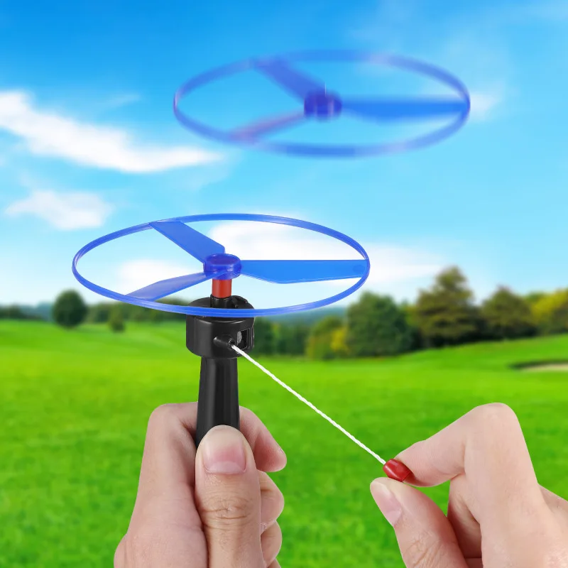 6 szt. Latające dyski z śmigłami, zabawki helikoptery ze sznurkiem, latające talerze UFO, kręcioły, zabawki treningowe do gier sportowych na świeżym powietrzu dla dzieci