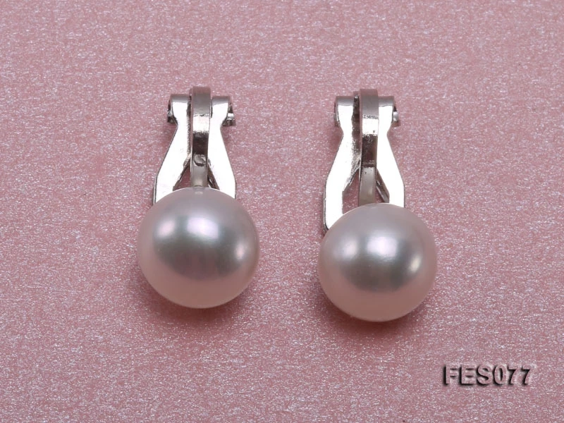 

Unique Pearls Jewellery 8.5mm White Flat Cultured Freshwater Pearl Clip-on Earrings