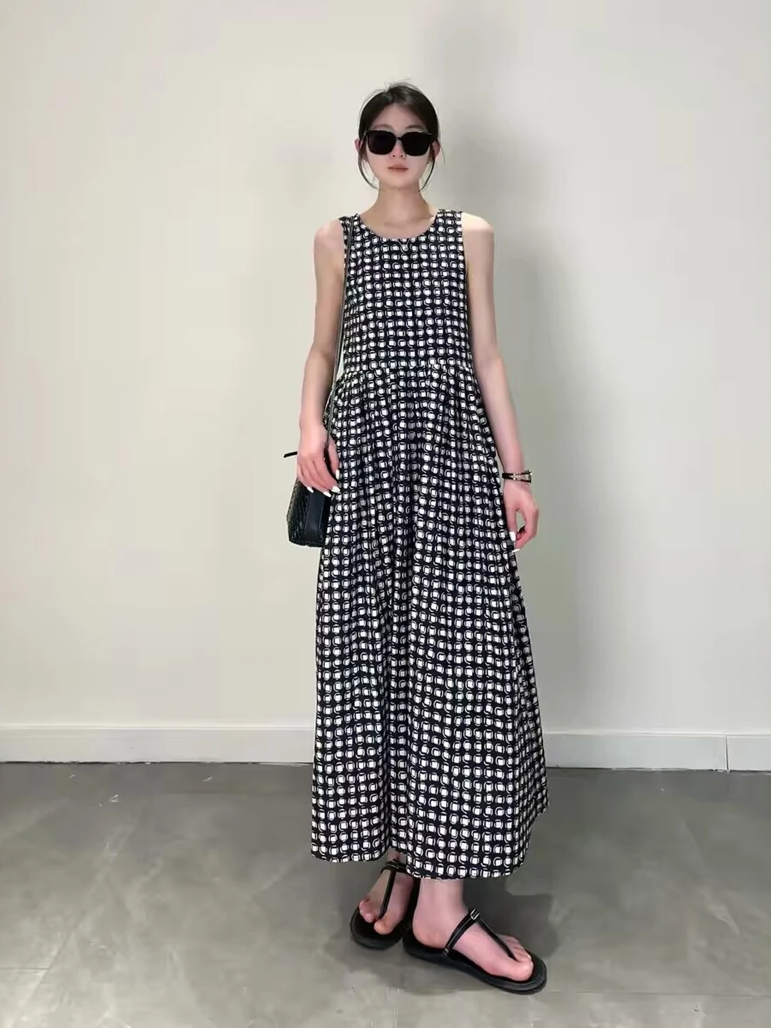 

Повседневное летнее женское платье большого размера, свободного кроя, в клетку, без рукавов, в стиле жилета, длинная юбка с эффектом похудения, для повседневной носки, А-силуэт