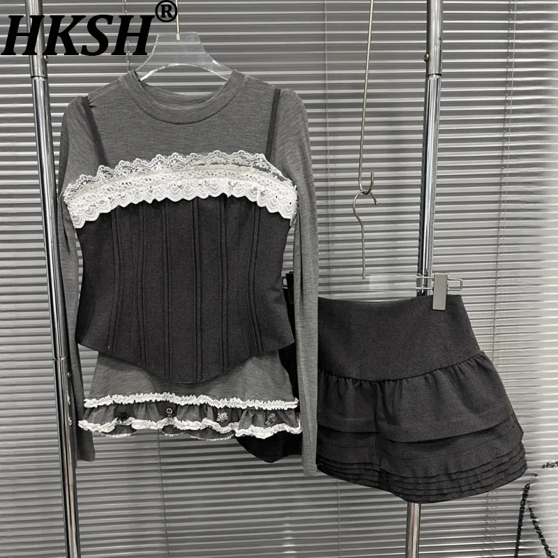 

HKSH Spring Autumn New Women's Set Long Sleeves Ruffled Hem T-shirt Lace Patchwork Slim Fit Camisole Pleated Short Skirt HK17026