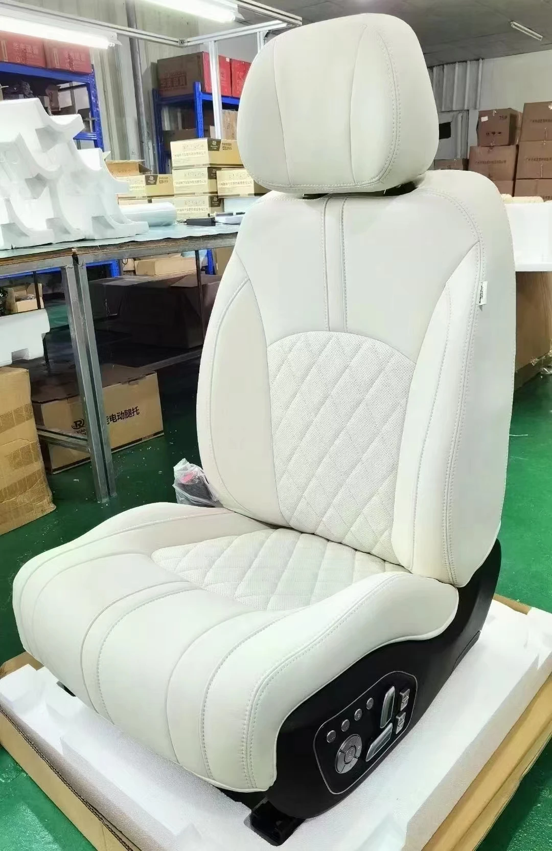 SUV Driver Electric Seat, Land Cruiser Domineering Toule Multi-function Adjustable Seat