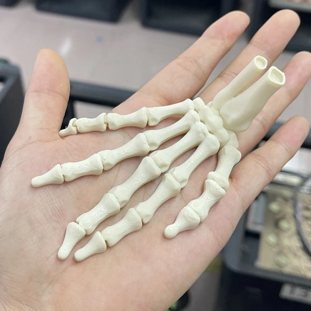 3D Printed Skeleton Hand Flexible Joint Realistic Design Ghost Halloween Props Creative PLA Material Zombie Festival Props