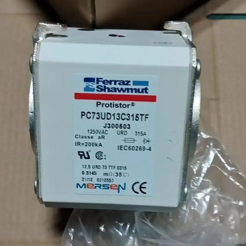 

Предохранители: PC73UD13C315TF 12,5 URD 73 TTF 0315 1250 в 315A J300503 / PC73UD13C350TF K300504 / PC73UD13C375TFC301992 aR