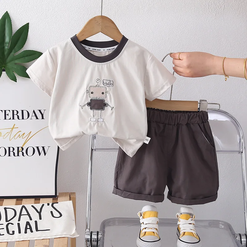 

Детские летние хлопковые комплекты одежды, модный комплект одежды для маленьких мальчиков, футболка с короткими рукавами и принтом робота для маленьких мальчиков, повседневный костюм с шортами