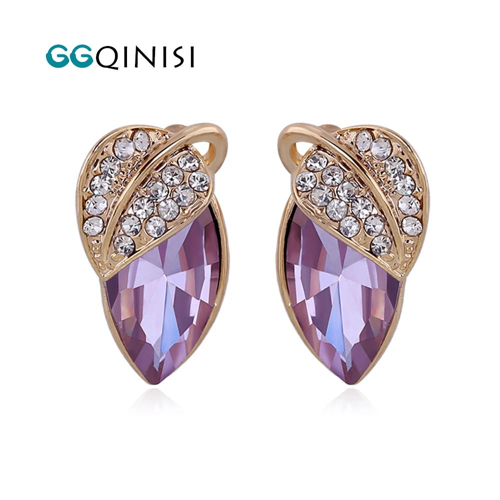

Cute Girls Gold Color Leaf Stud Earrings for Women Zinc-alloy Small Size Exquisite Fashion Earrings Jewelry Bijoux
