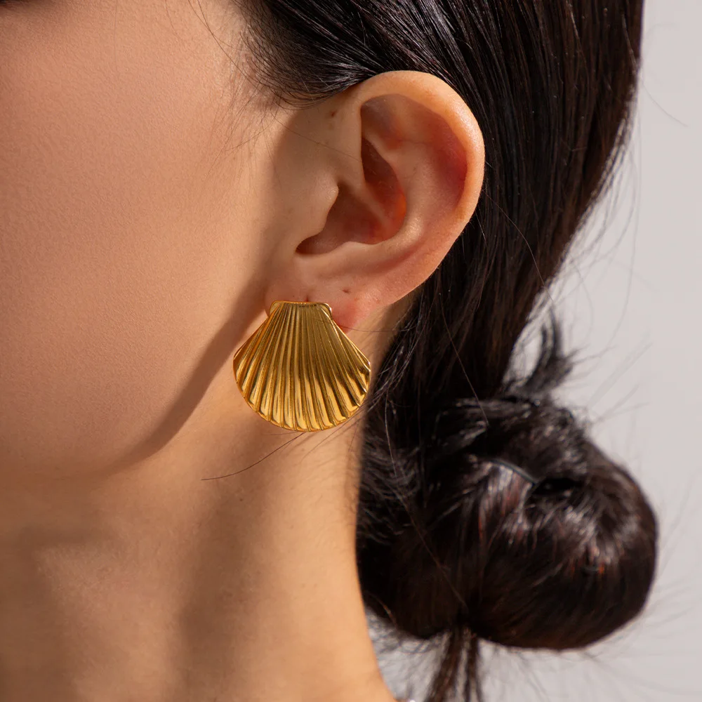 2024 New Vintage Shell Stud Earrings For Women Creative Big Textured Earring Stainless Steel Ladies Metal Waterproof  Jewelry