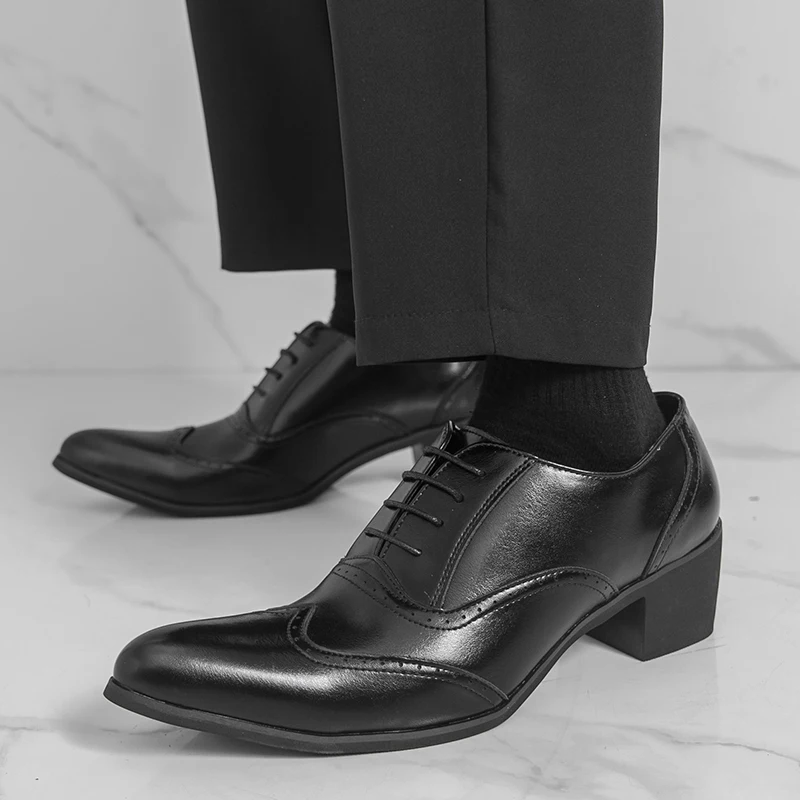 New Style Pointed-Toe Business Formal Leather Shoes for Men - English Style High-Heeled Brogue Trendy Casual Men's Shoes