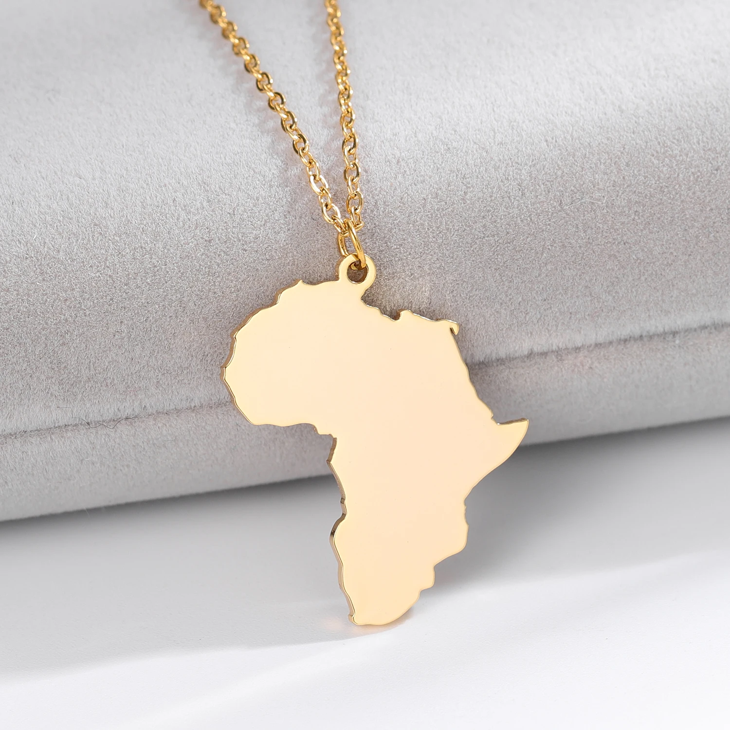 18K Gold-plated Africa Stainless Steel Travel Necklace Africa Map Pendant African Map Valentines Day Gift For Him Women Jewelry