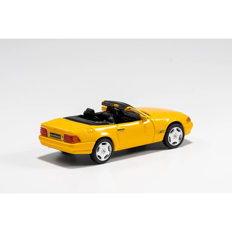 DCT 1/64 SL500 Model Car Luxury Classical Vehicle Diecast Toy Collection Sports Car Station Vehicle with Display Box for Adults