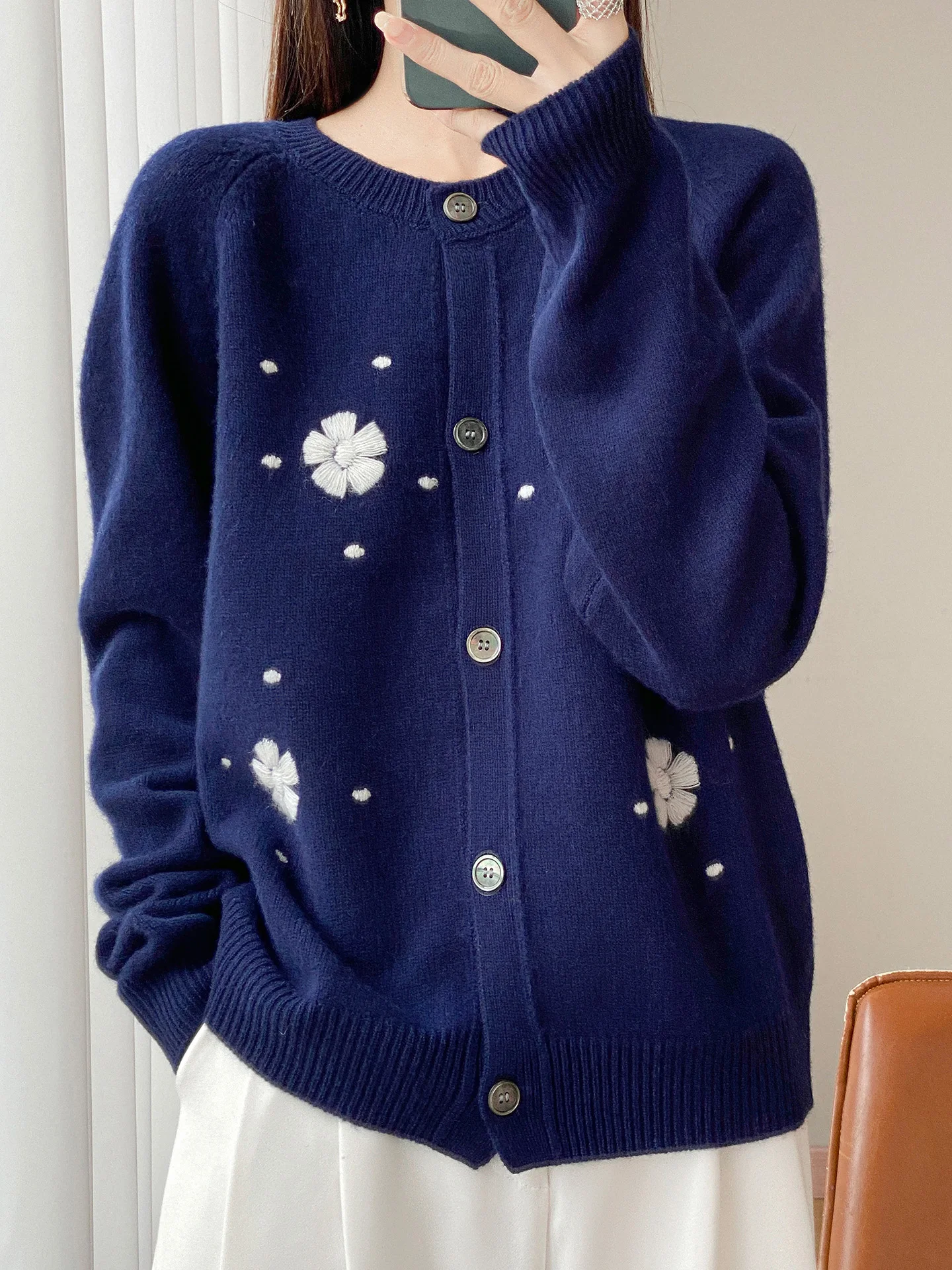 Autumn Winter Tick Warm Women 100% Merino Wool Cardigan Floral Embroidery Crew Neck Button Soft Loose Knit Sweater Outerwear