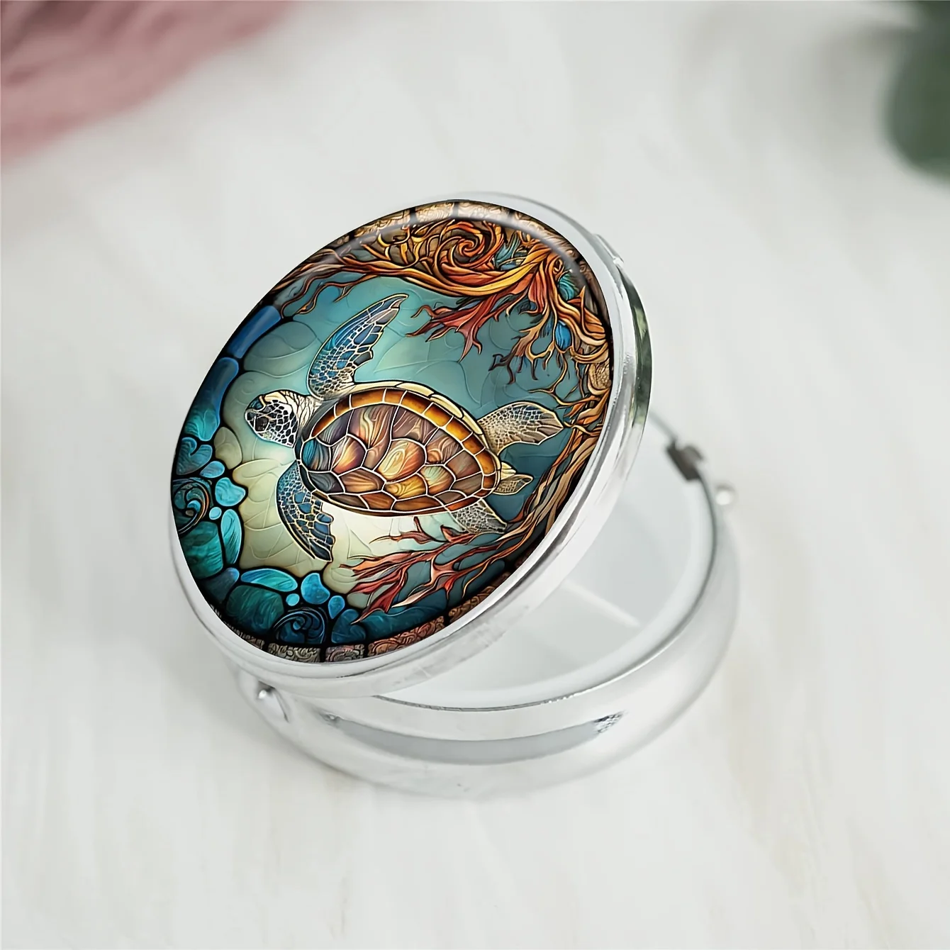 beautiful turtle round medicine box,3 compartments mini decorative pocket wallet portable travel tablets vitamin box