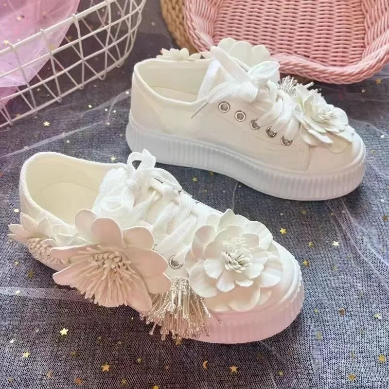 Spring Summer New College Style Lace Up Canvas Shoes Heavy Industry Water Diamond Flower Sweet Flat Shoes 2024 Women's Sneakers