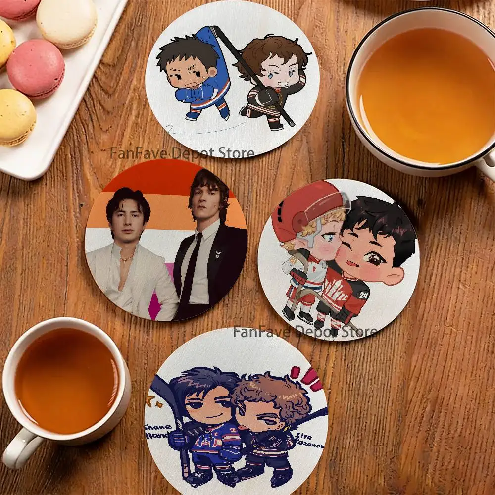 

H-Heated R-Rivalry Wood Coaster Set - Heat Resistant For Tea & Coffee, Home Cafe Decor Holiday Gift