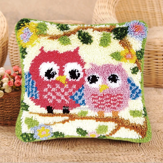 Animal Series Latch Hook Pillow Kits Dogs 3D Segment Embroidery Pillow Wool Cross Stitch Pillow Embroidery DIY Latch Hook Pillow