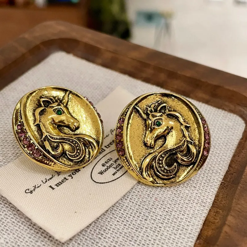 Medieval style retro court style high sense retro old stud earrings relief horse head metal round diamond earrings women