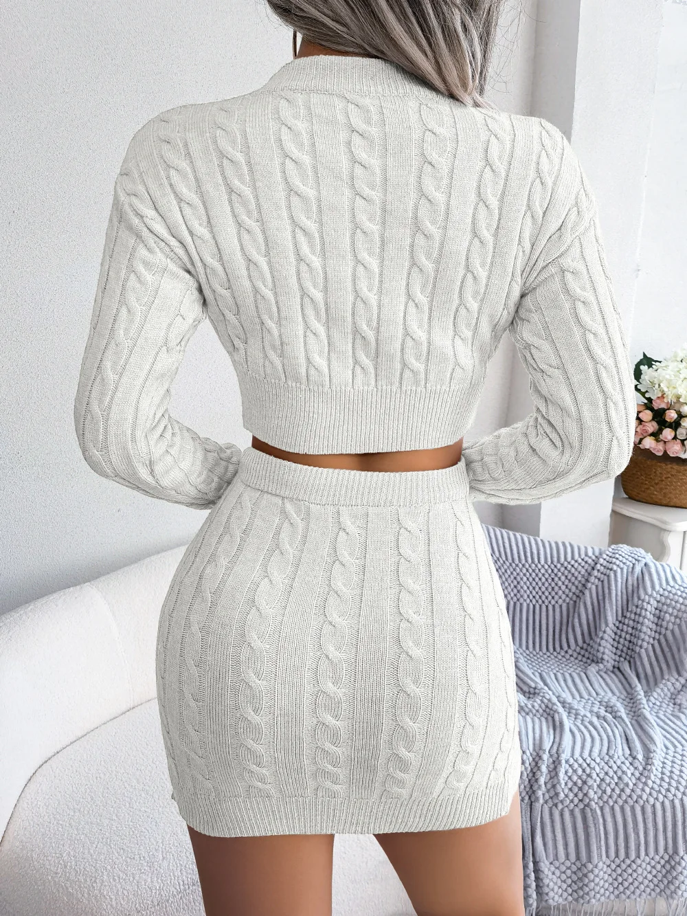 Women\'s Two-piece Knitted Skirt Long Sleeved Exposed Navel Solid Color Knitted Mini Skirt Set Tight Fitting Pullover Sweater Set