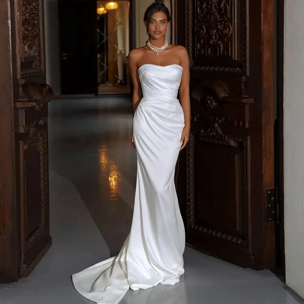 

Simple Satin Mermaid Wedding Dresses for Women Customized Pleats Strapless Court Train Sleevelss Bridal Gowns Lace Up Back