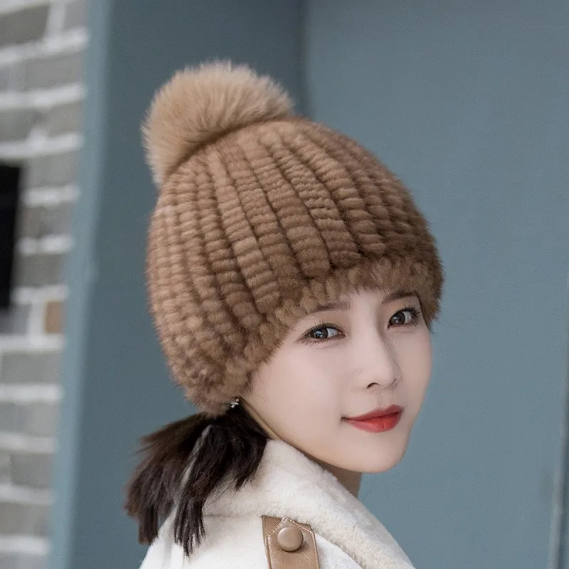Real hats for women in winter fashionable fur woolen middle-aged and elderly people autumn warm thick