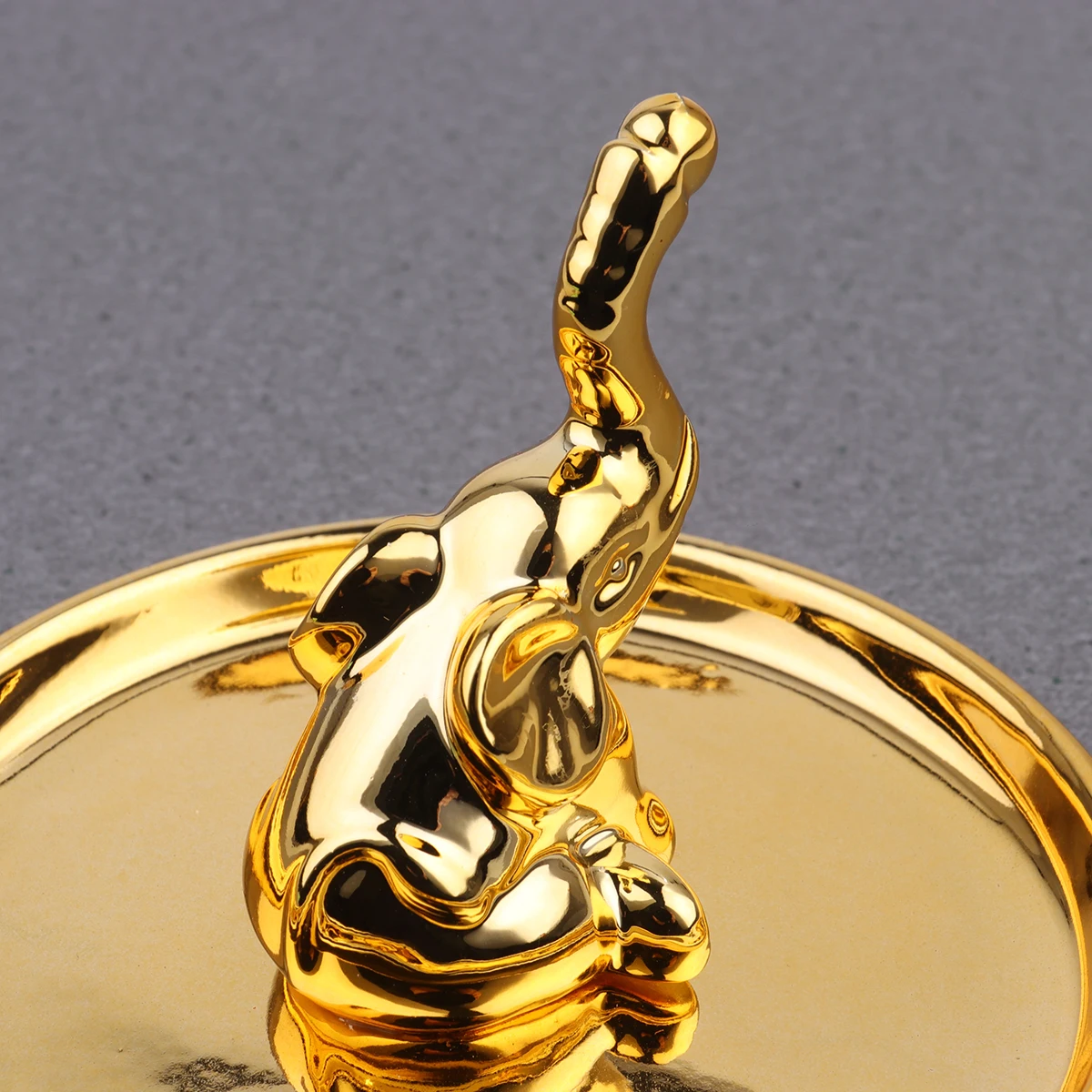 

Plated Gold Elephant Jewelry Tray Durable Household Ring Earring Holder Practical Jewelry Plate for Bedroom Bathroom
