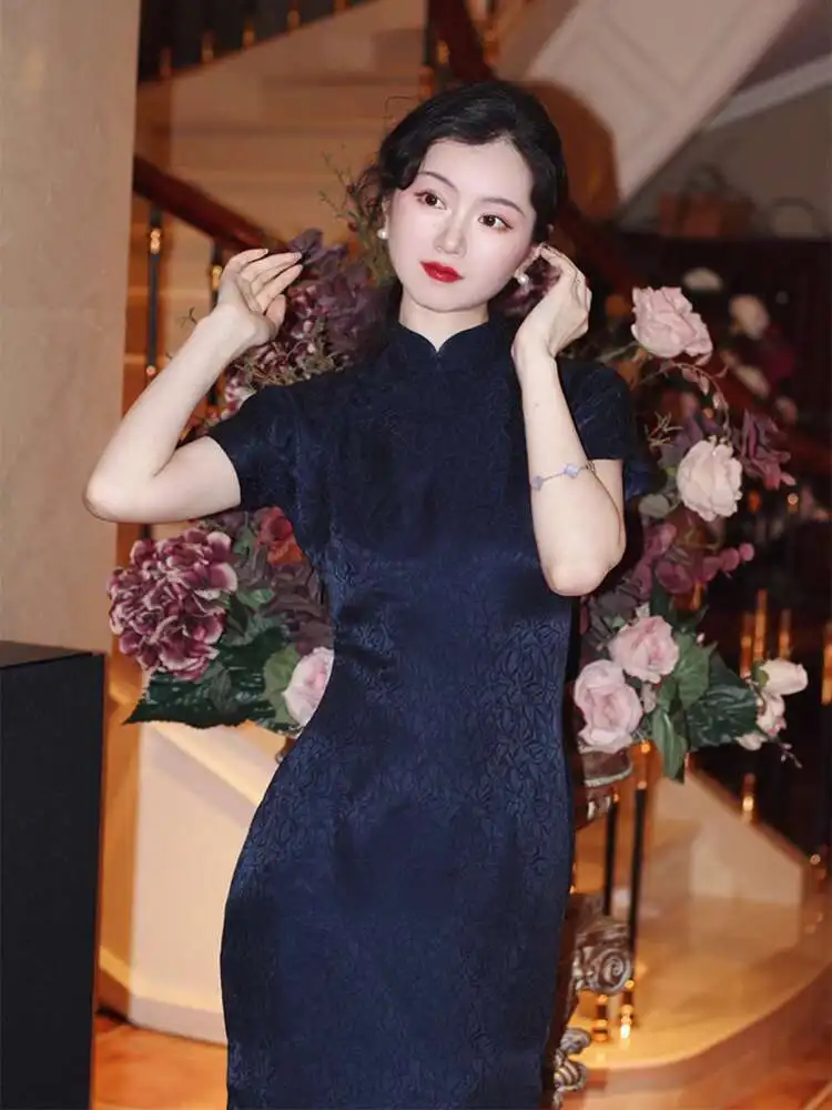 

26mm silk jacquard satin short sleeved navy blue long handmade cheongsam women tradition Hanfu Cheongsam Qipao dress