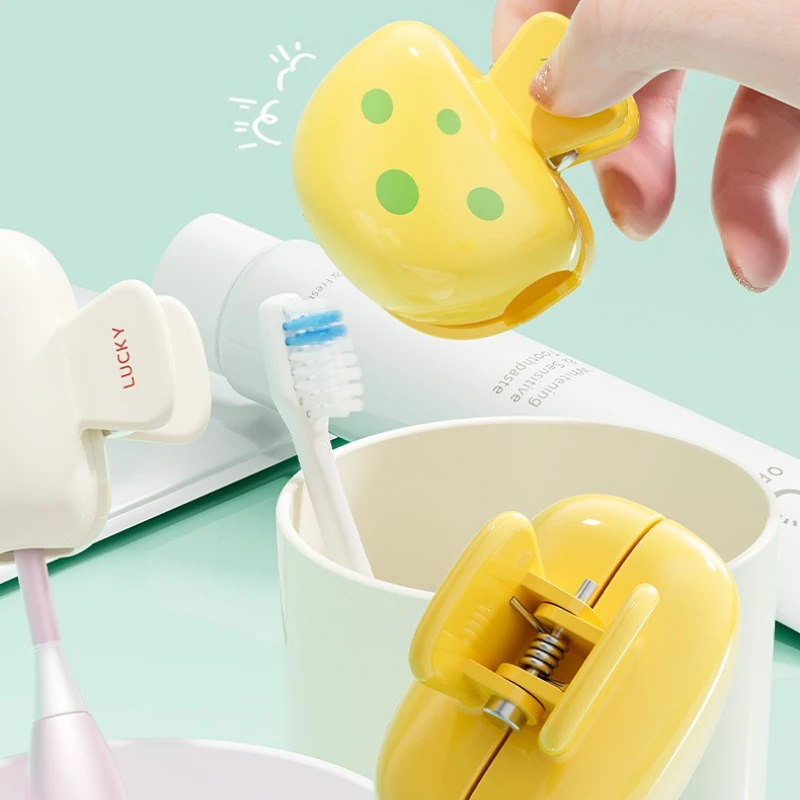 Cute Travel Toothbrush Head Covers Toothbrush Protector Cap Brush Pod Case Protective Portable Plastic Clip for Household Travel