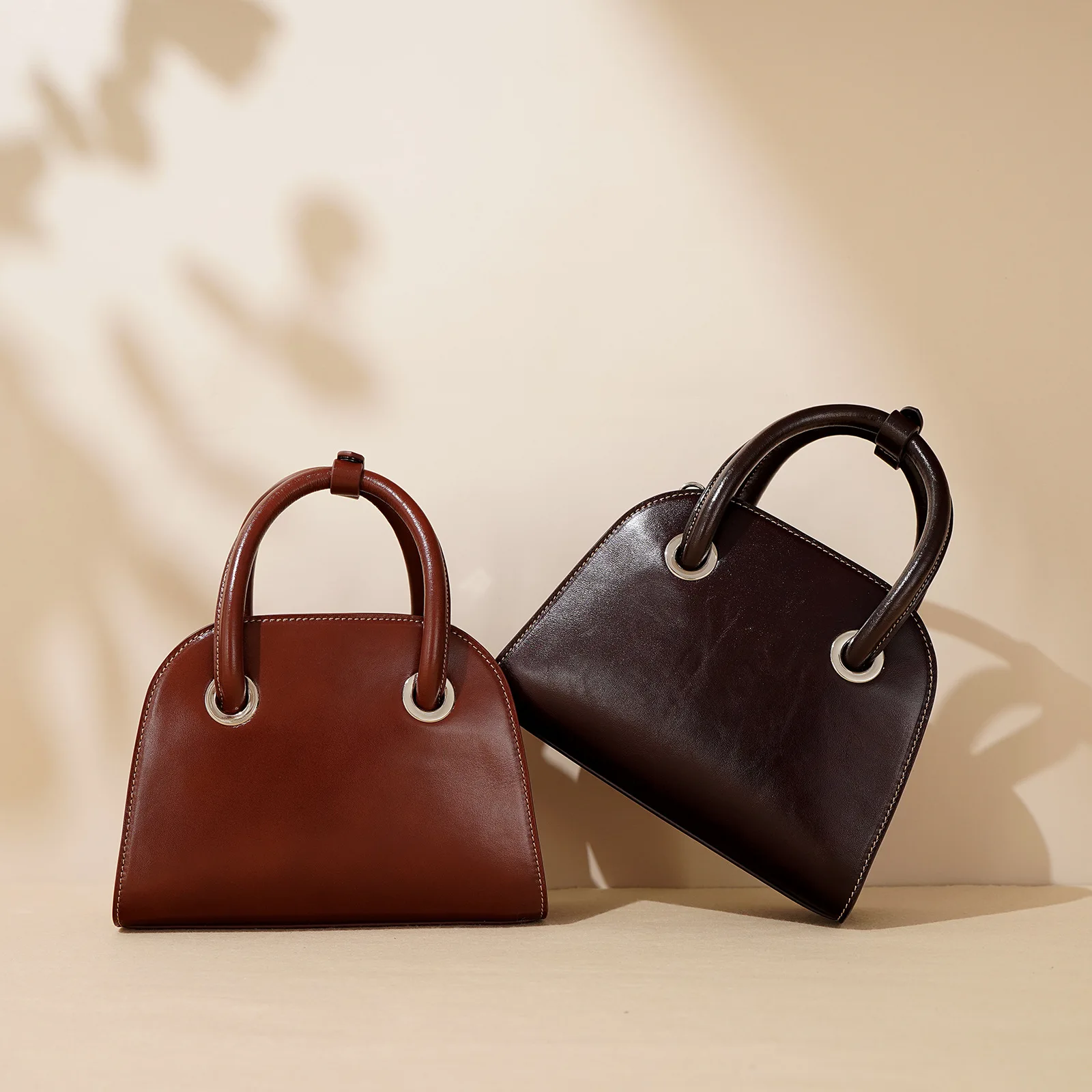 borsa-per-pannolini-con-bordi-raffinati-e-dettagli-eleganti-per-un-aspetto-quotidiano-raffinato