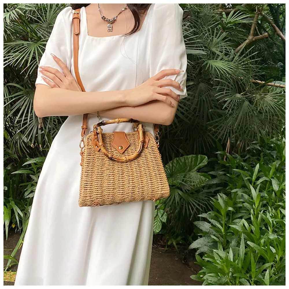 Elegant Vintage Bamboo Handle Rattan Straw Woven Bag Bohemian Crossbody Bag Outing Sling Bag Shoulder Bag