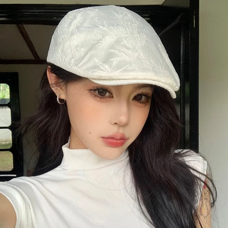 New Chinese Dark Pattern Jacquard Embroidered Berets for Women Summer Thin Sun Protection Versatile Retro Literary Forward Hat