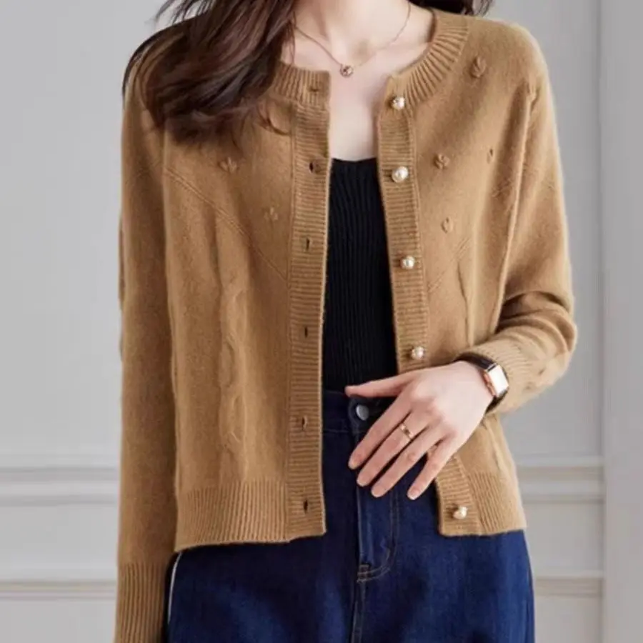 Ladies Fashion Buttons Solid Color O-neck Long Sleeve Knitting Cardigan Coat Autumn Winter Simplicity Screw Thread Sweater Tops