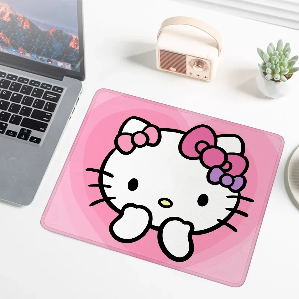 Small Desk Mat Mousepad Office Accessories Sanrio Computer Leather Mousepad Hello Kitty Kawaii Deskmat Gamer Cute Keyboard Pad
