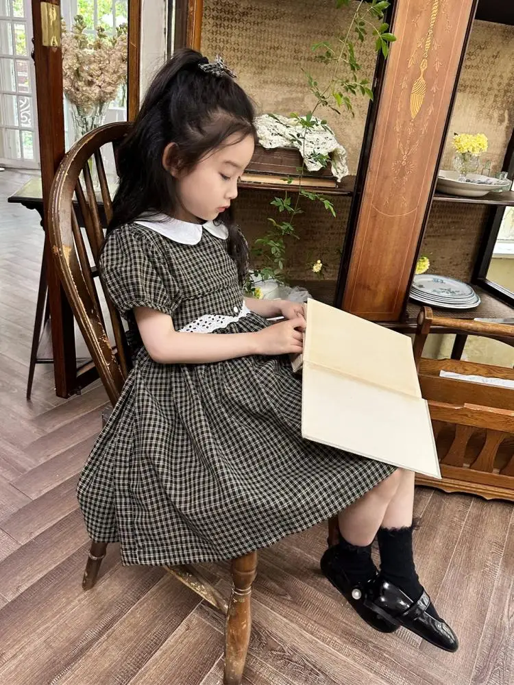 

2024 Vintage Preppy Style Girl Dress Plaid Puff Sleeve Party Dresses for Baby Girls Cute Clothing with Lace Up Hand-Made Frocks