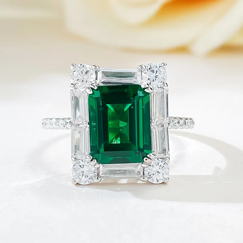 2023 New Rectangular 2 Carat Imitation Emerald 7 * 9 Sparkling High Carbon Diamond European and American Light Luxury Ring