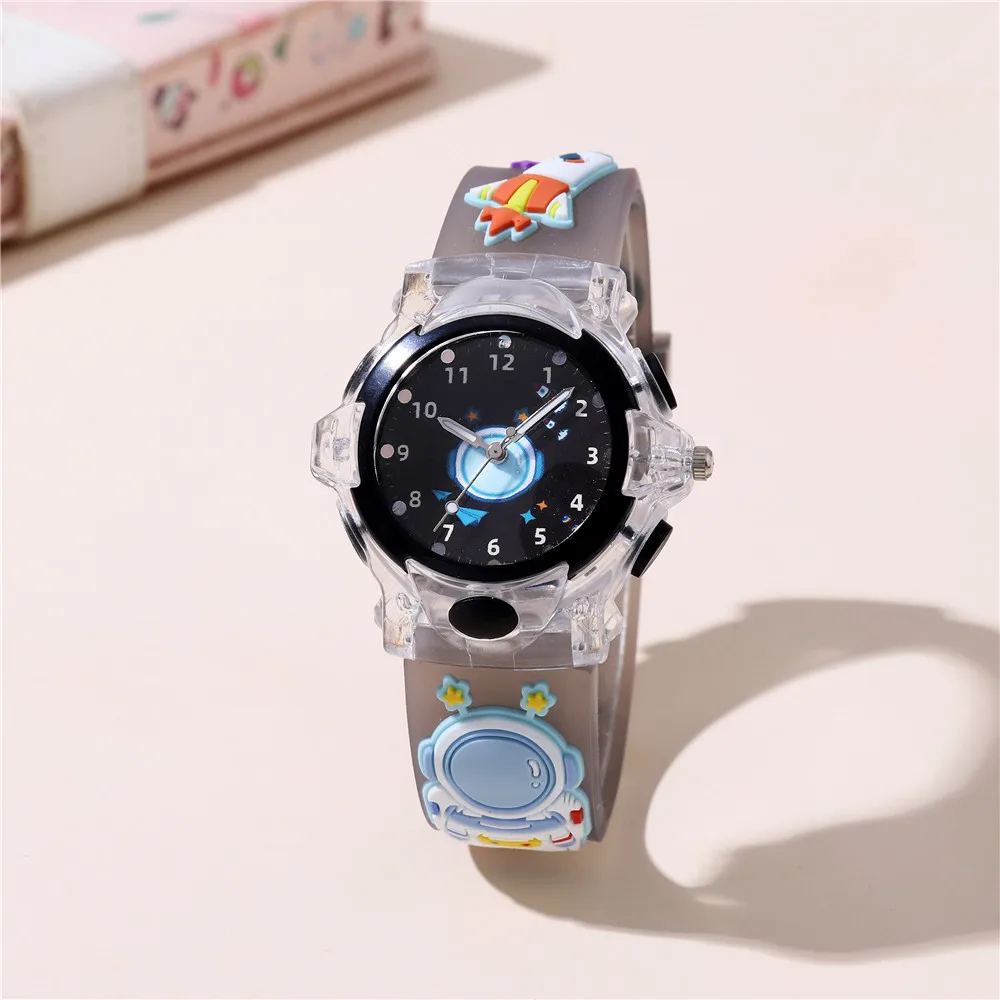 

4-цветные детские часы с 3D мигающим светом «Космонавт» для мальчиков, детские крутые легкие наручные часы для учащихся начальной школы