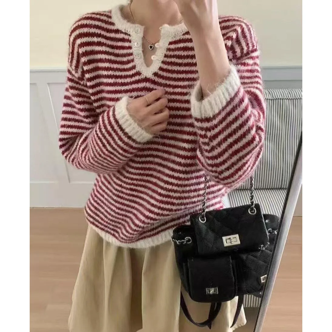

Loose and lazy half-open neck breasted pullover sweater women's autumn and winter new contrasting striped knitted sweater