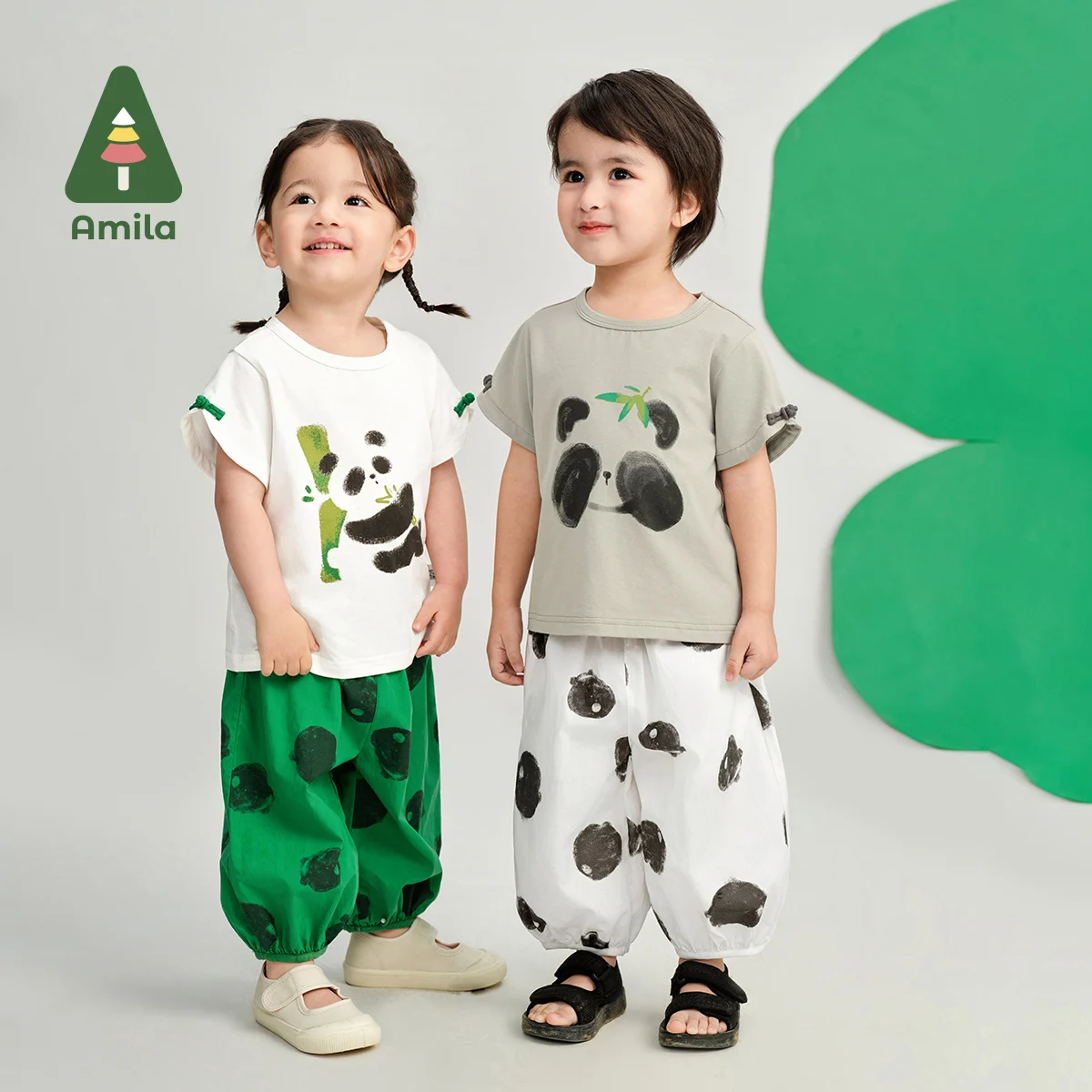 Amila 2024 Summer New Boys & Girls Panda Print Short Sleeve + Polka Dot Medium Pants Cute and Fun Two-Piece Set