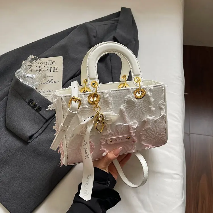 

Holiday Stylish Handbag Vacation Exclusive Fashion Design Lightweight Bag For Travel Sightseeing Use