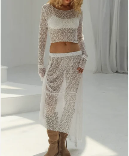 

Fashionable Spring and Summer Ensemble: Sexy Temperament Brocade Lace Long-Sleeved Round Neck Short Top with Low-Waist Skirt Set