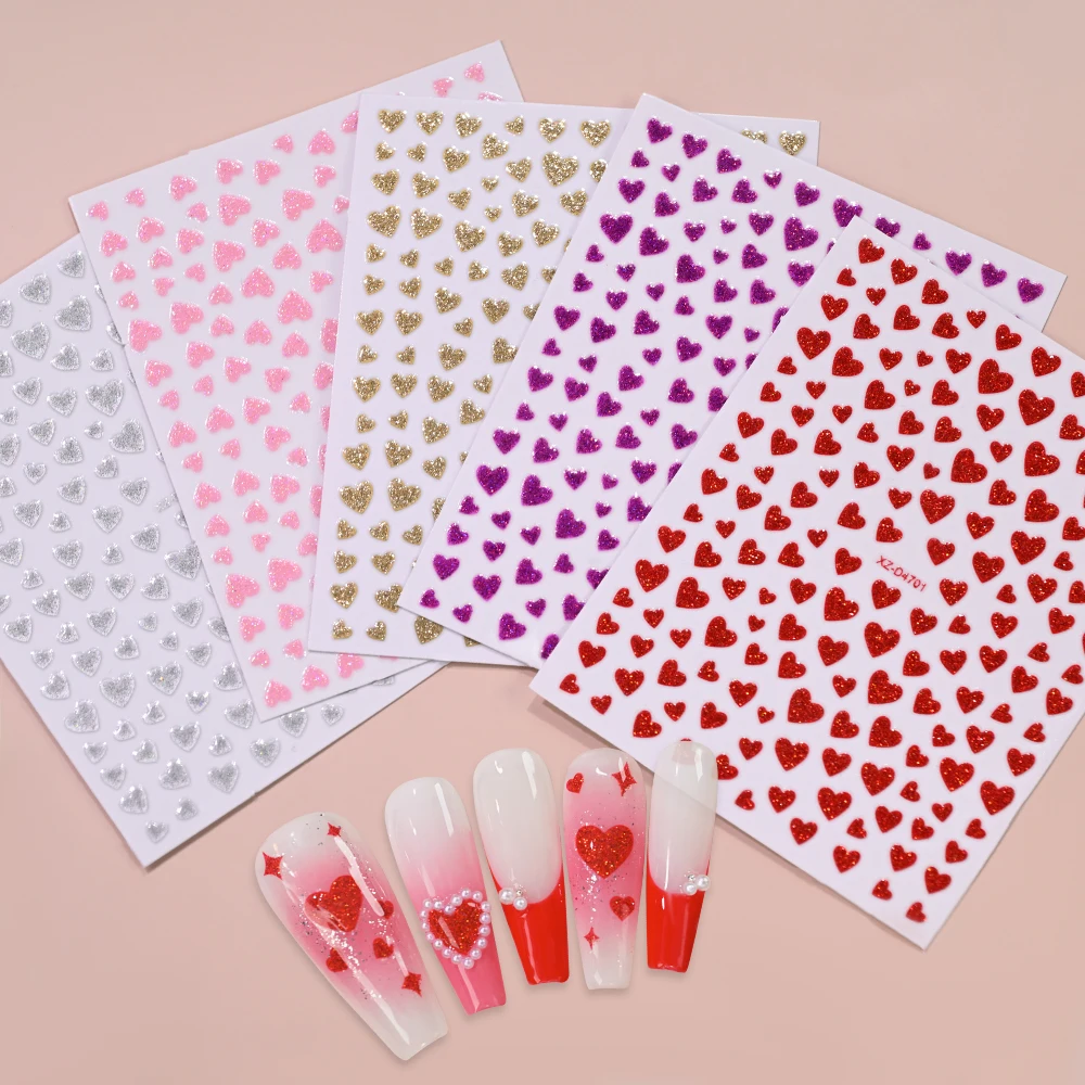 5D Valentinstag Lila Glitzer Liebe-Herz Nagelaufkleber Gemischte Größen Süße Herz Nagelaufkleber Selbstklebende Maniküre Dekoration