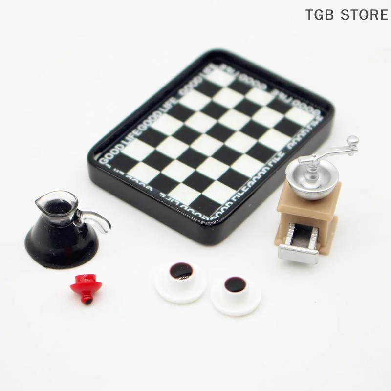 1Set Miniature Coffee Maker Grinder Black And White Checkered Dinner Plate Set Model Accessories Pretend Play Toy
