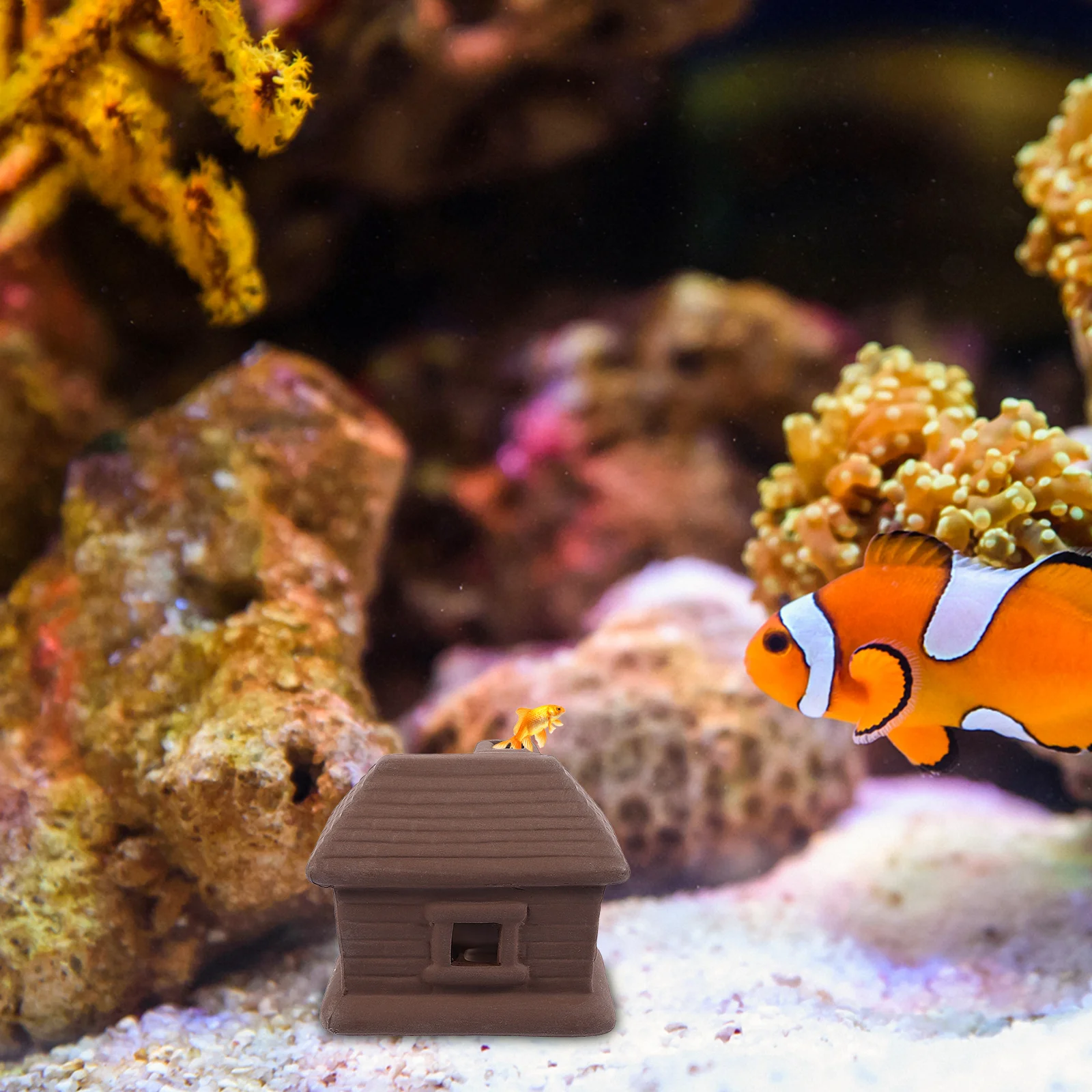 Aquarium Decoration Ceramic Pot Fish Tank Ornament Exquisite Hollow Out Breeding House Safe Habitat for Salt Fresh Water