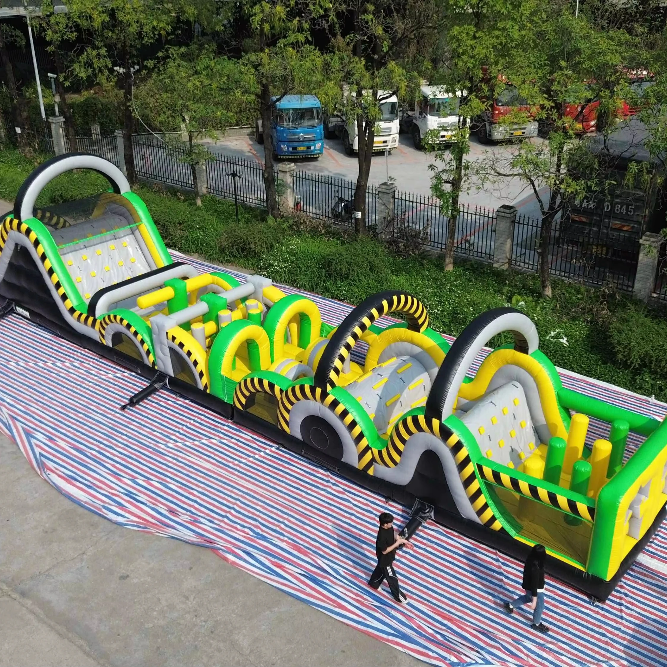 Inflatable Obstacle Course For Kids And Adults Inflatable Playground Outdoor Commercial Inflatable Castle Theme Park