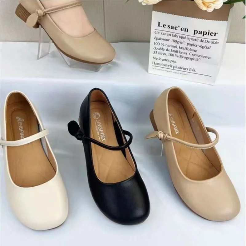 

Модные женские туфли с низким верхом и одной лямкой, из искусственной кожи, с круглым носком, на среднем квадратном каблуке 3-5 см, на резиновой подошве, удобные для ходьбы