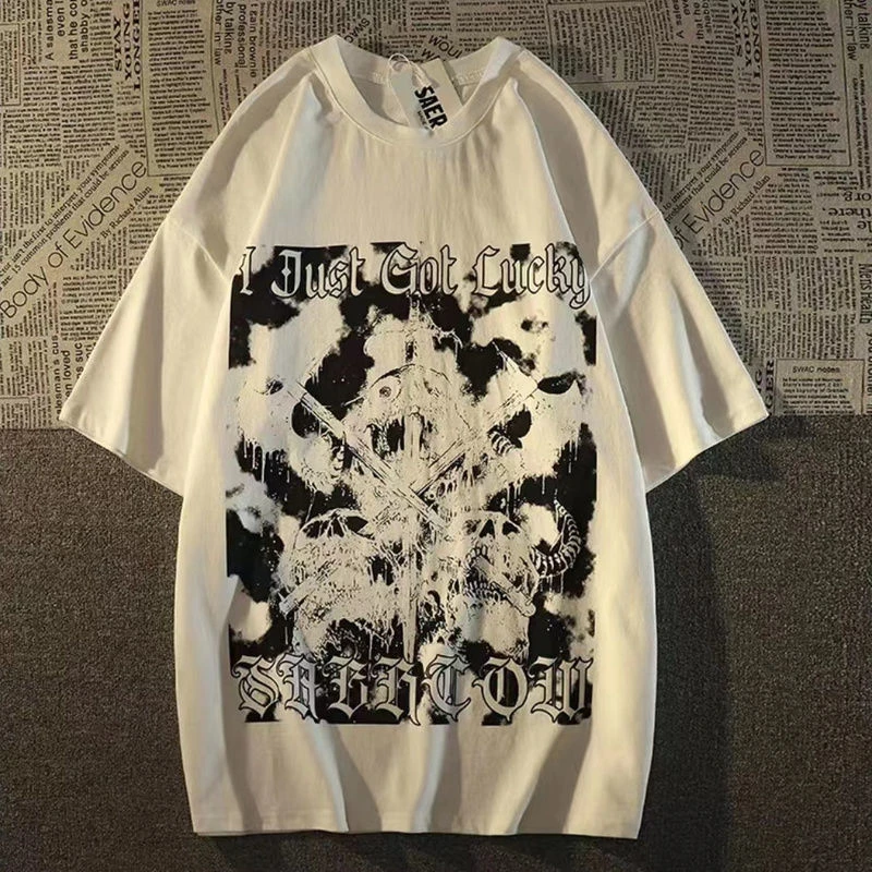 

New trendy, loose and cool summer T-shirt. 100% pure cotton fabric, cool, soft and breathable. Adult short-sleeved top.