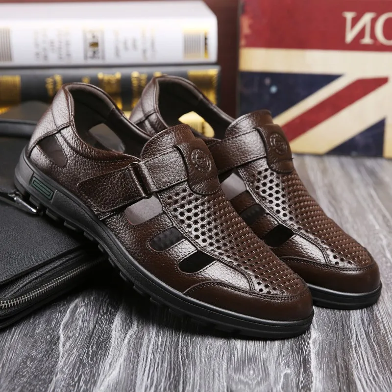 Brand New Fashion Genuine Leather Hollow Out Men Sandals Summer Casual Shoes Breathable Outdoor Slip on Man Sandals Beach Shoes