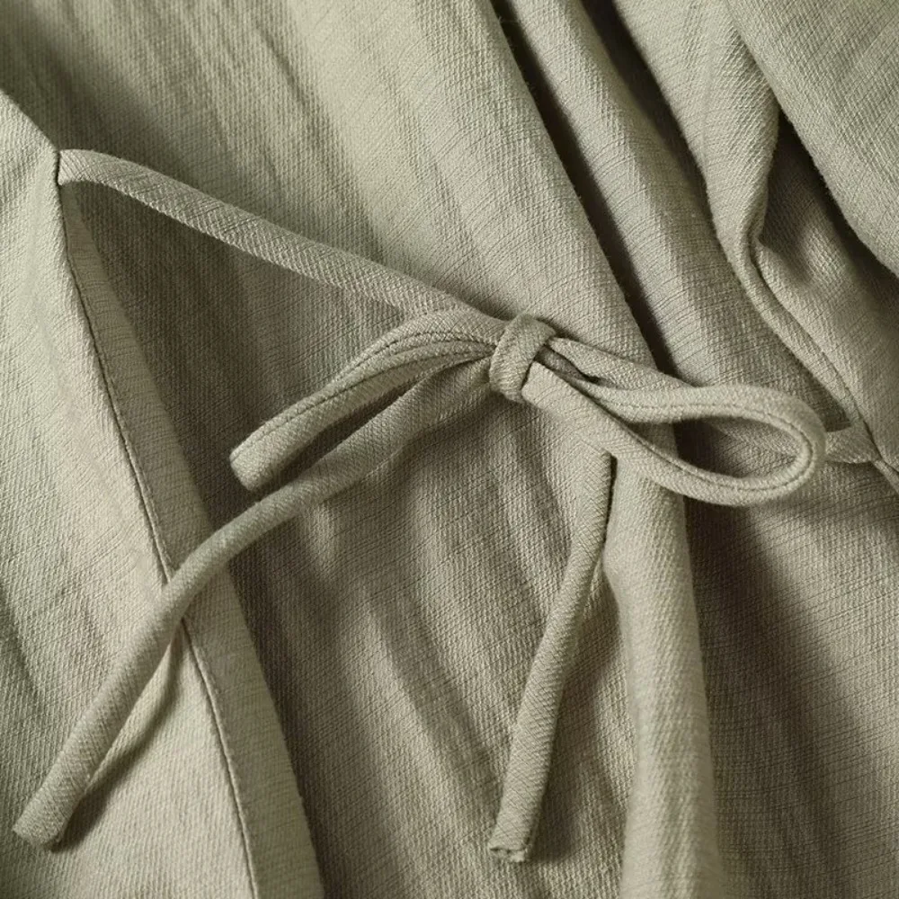 Damen Kimono-Hemd im neuen chinesischen Stil, frisches Grün, zum Schnüren, lockere Leinenmischung, dünner V-Ausschnitt, lange Ärmel, lässige Pendlerbluse, fließende Damenmode